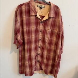 Tommy Bahama ~ Button-Up Shirt in Red and Tan